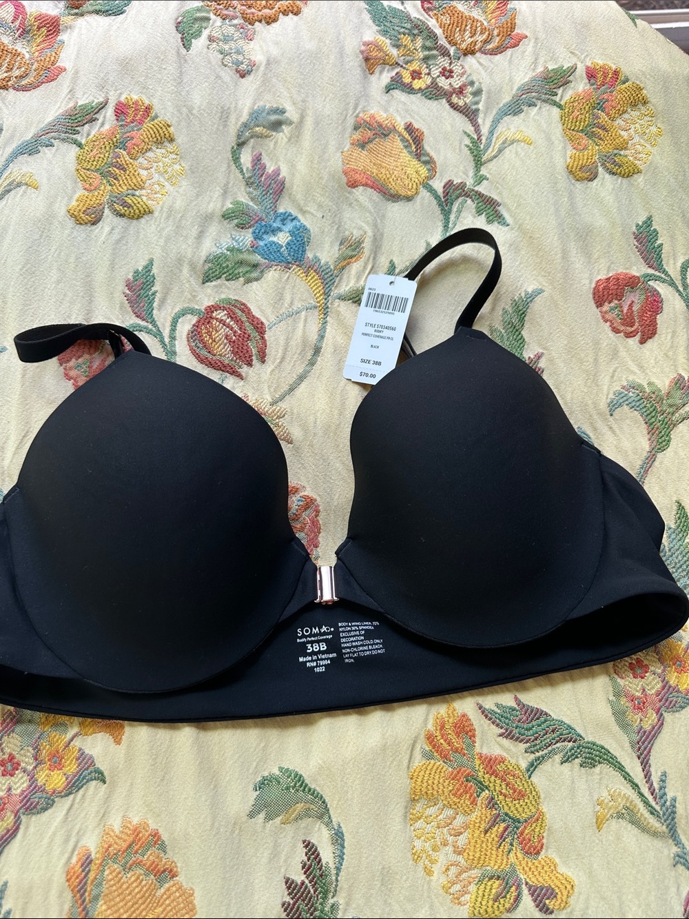 Soma Black Seamless perfect coverage  Bra with Center Clip